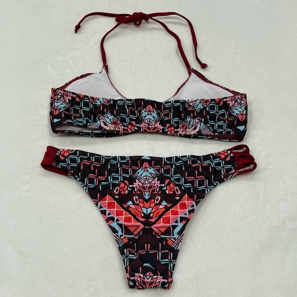 SHEIN Women’s Aztec Geometric Scoop Neck High Waist Bikini - black red, size L - Picture 5 of 9